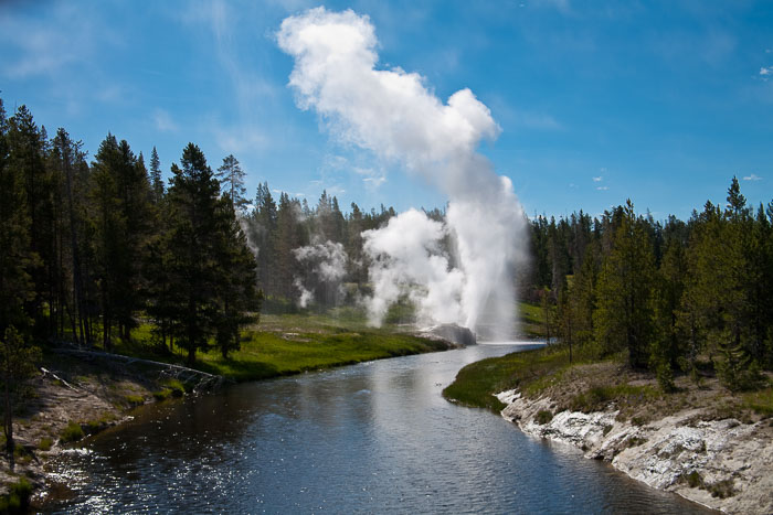 Yellowstone Hydrothermal Features