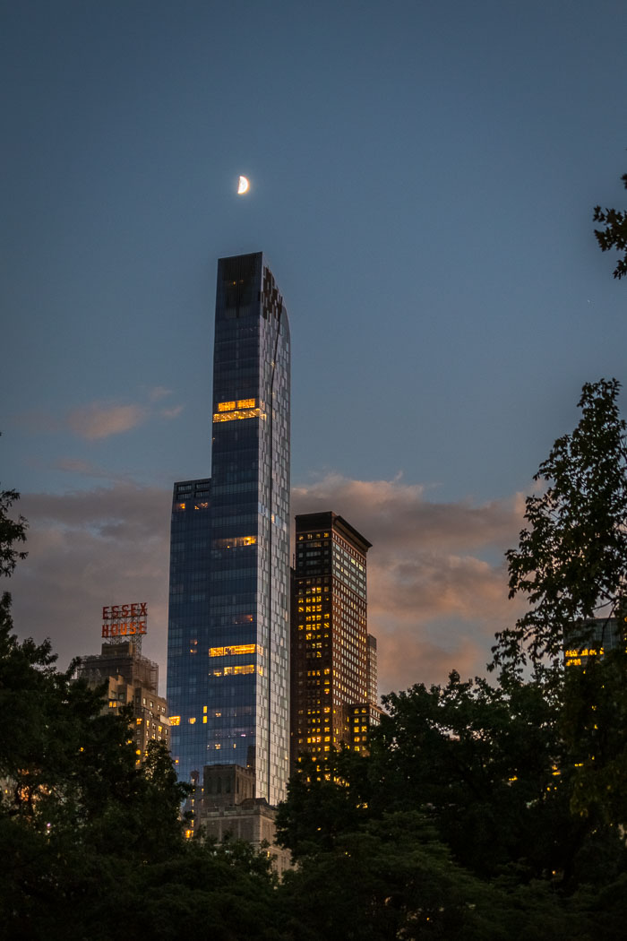 New York frum Dusk to Dawn New York frum Dusk to Dawn